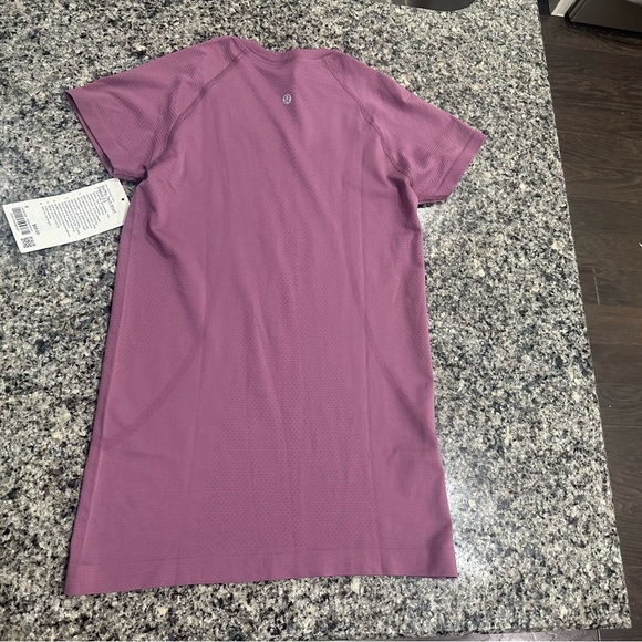 Lululemon Swiftly Tech Short-Sleeve Shirt 2.0 *Hip Length Mystic - Picture 2 of 5